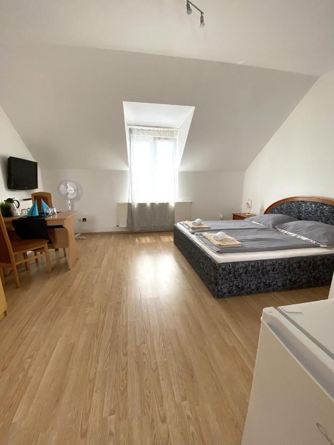 Appartementhaus 5. Jahreszeit Heviz Bagian luar foto