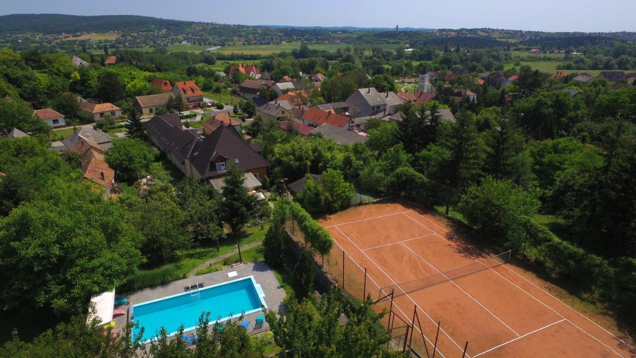 Appartementhaus 5. Jahreszeit Heviz Bagian luar foto